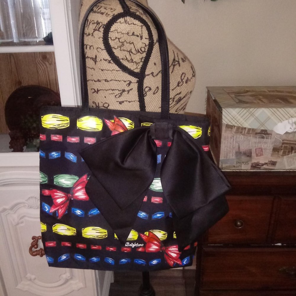 Brighton Take a Beau Medium Tote